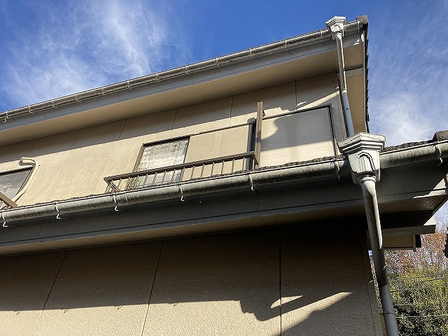 戸建て外観と軒先